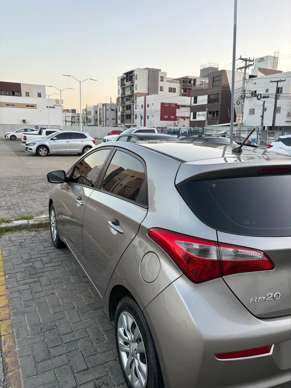 Hyundai HB20 Comf./c.plus/c.style 1.0 Flex 12V 2017 - Foto 2