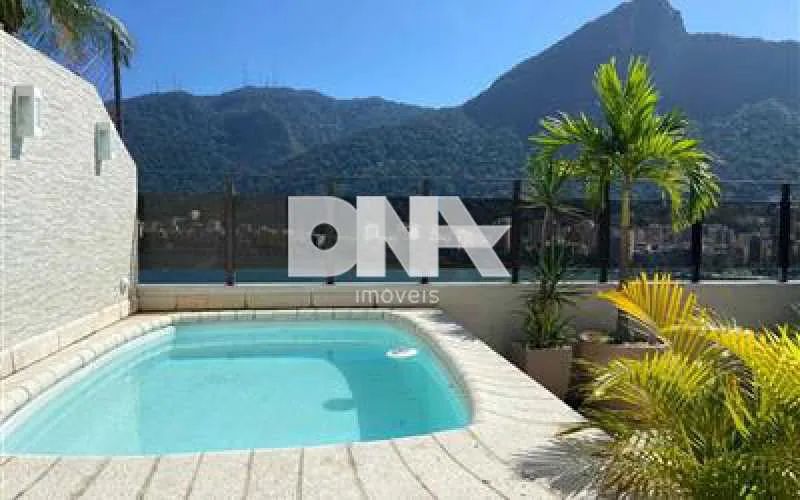 Apartamento : / Residencial / Lagoa