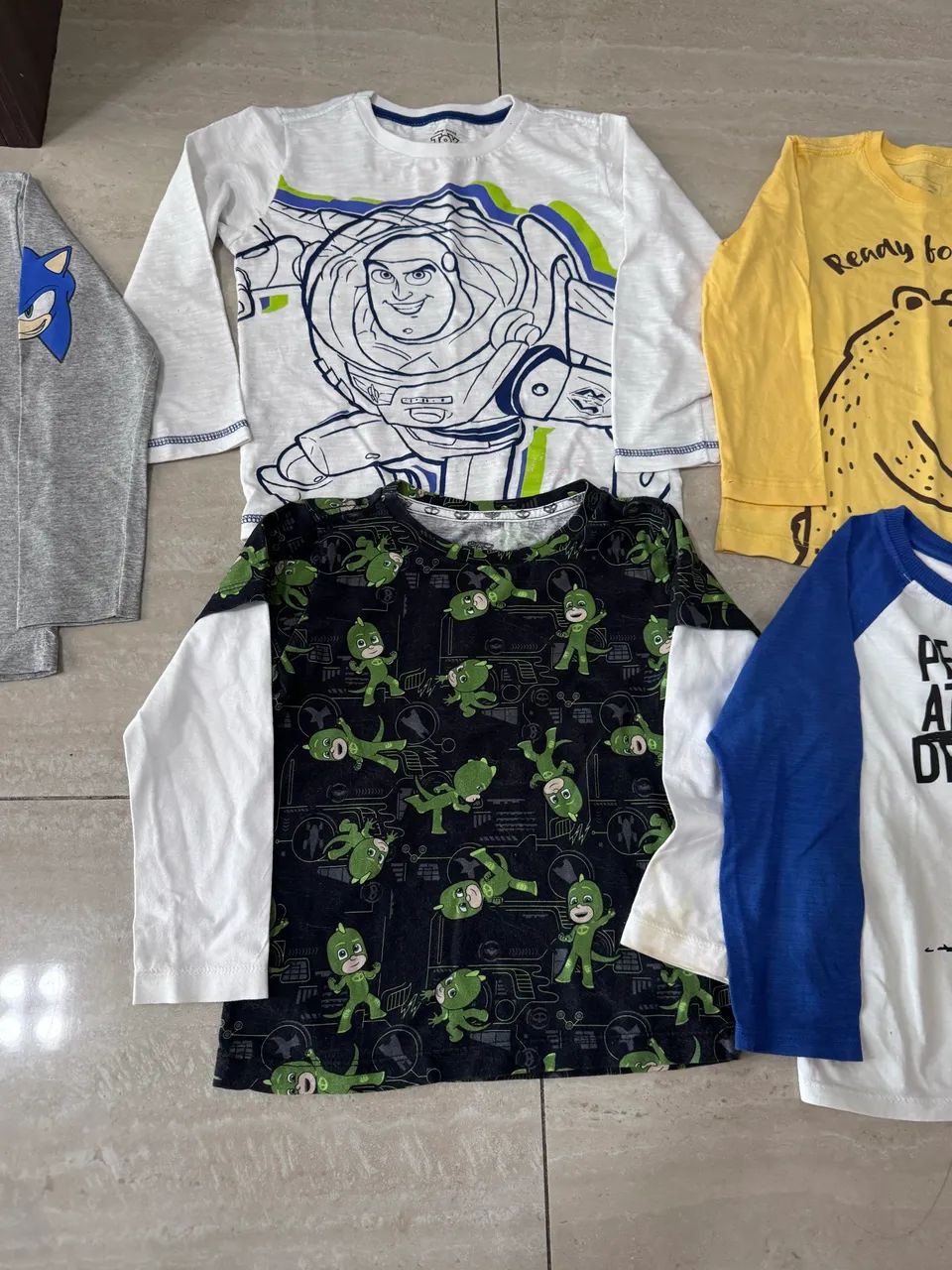 Lote de camisetas manga longa TAM 4 - Foto 4