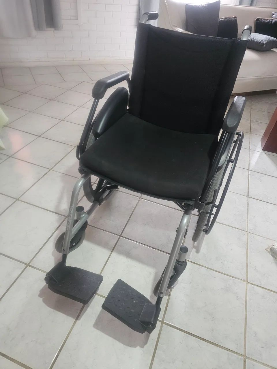 Cadeira de rodas manual
