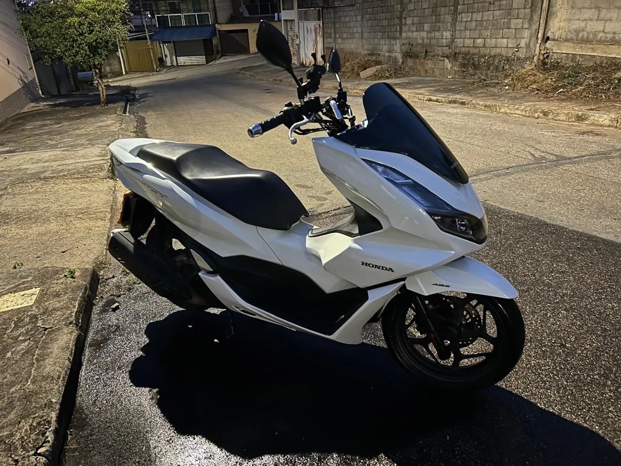 PCX 2023 - Foto 3