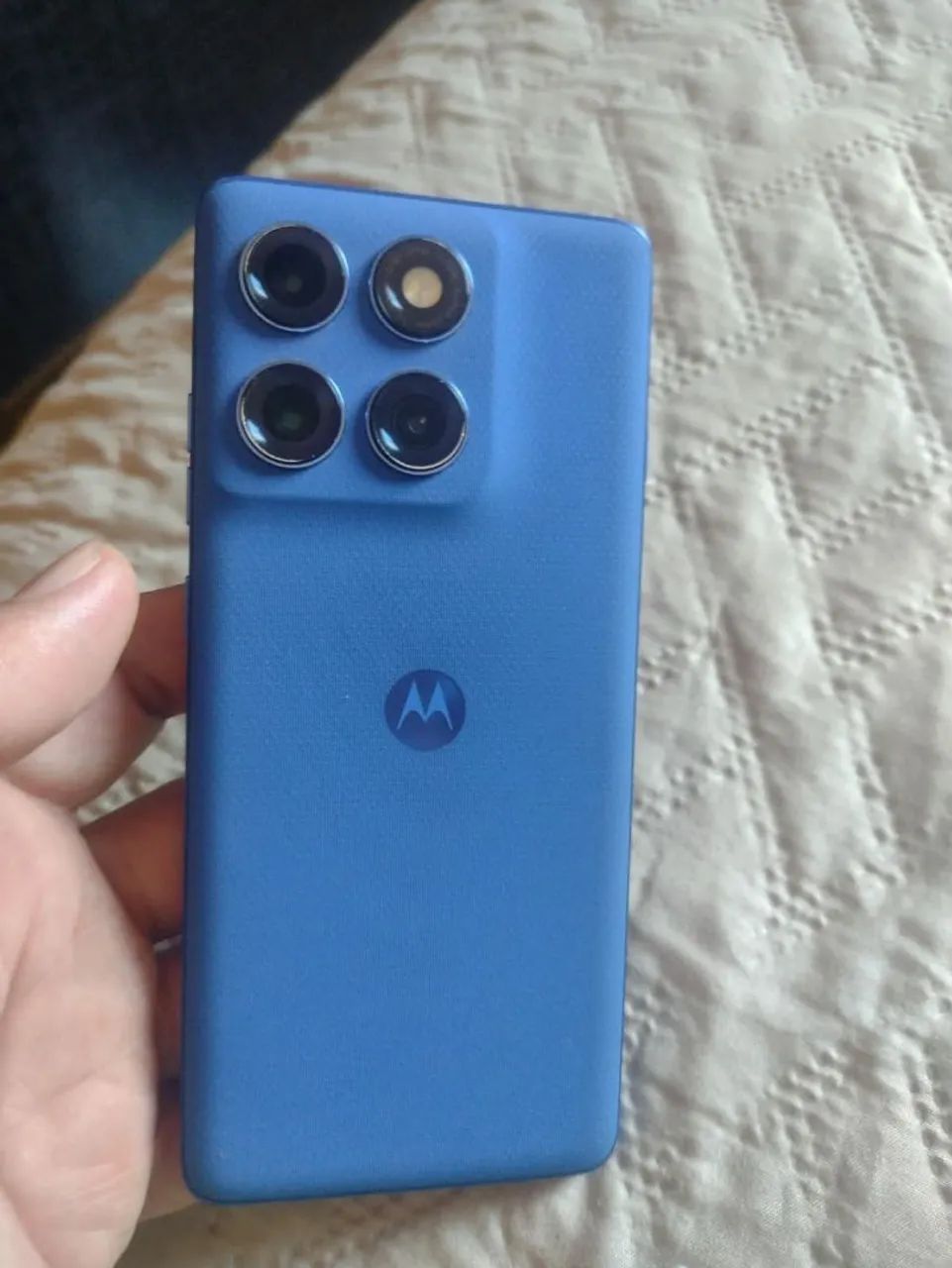 Motorola Edge 60 pro  - Foto 2