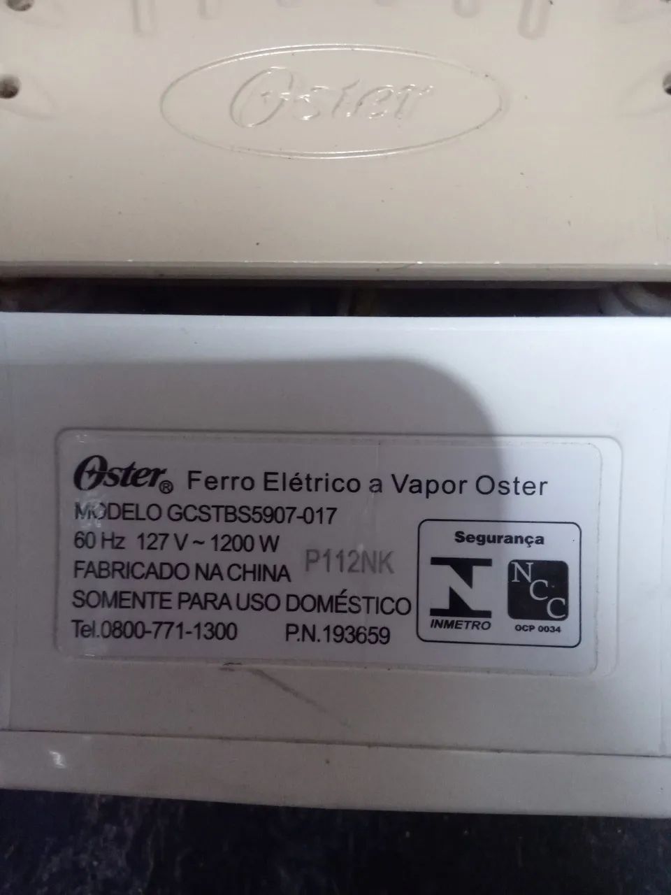 Ferro de passar roupa oster - Foto 3
