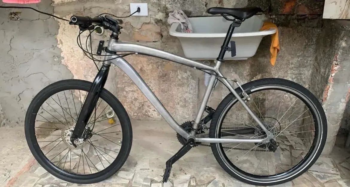 Bicicleta aro 26 de alumínio  - Foto 2