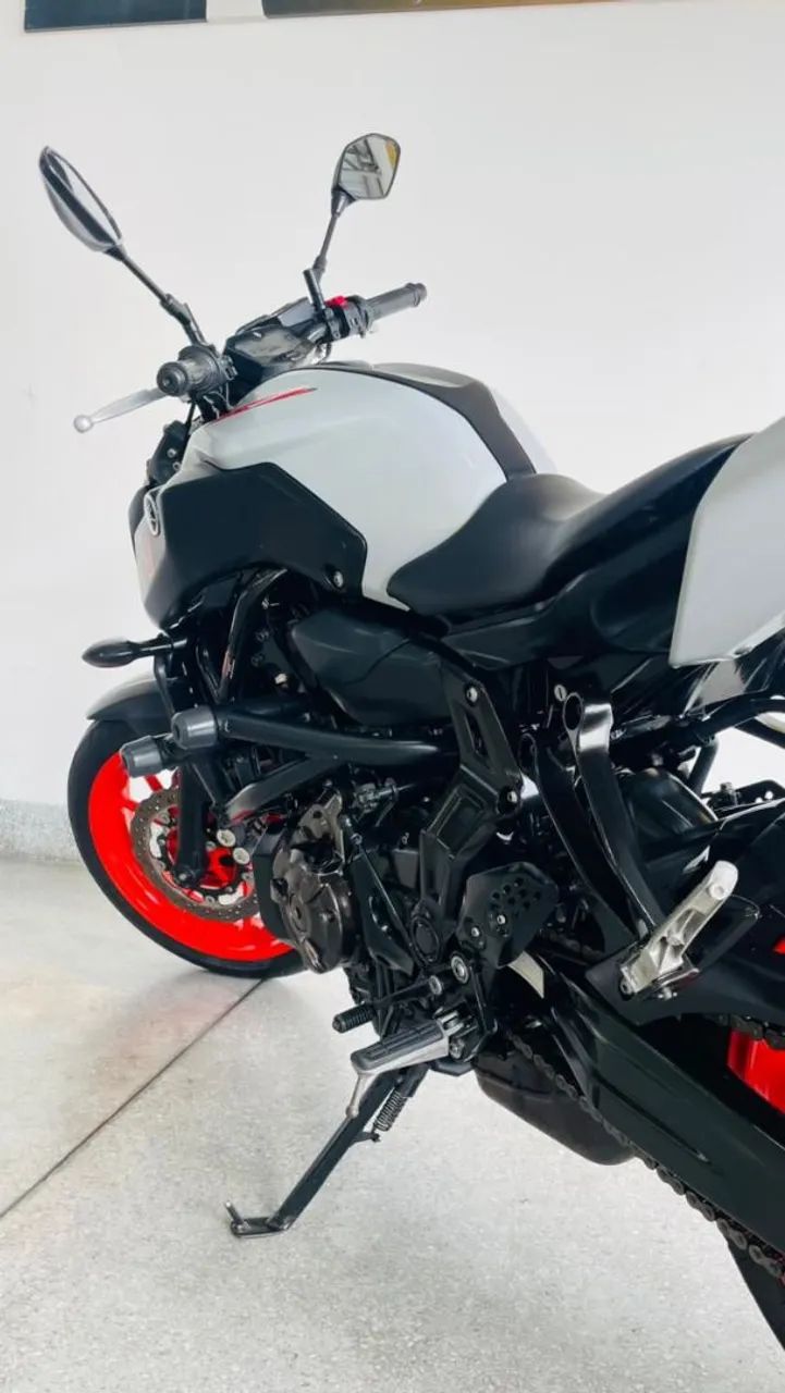 Yamaha MT-07 2021 - Apenas 27.000KM - Foto 8