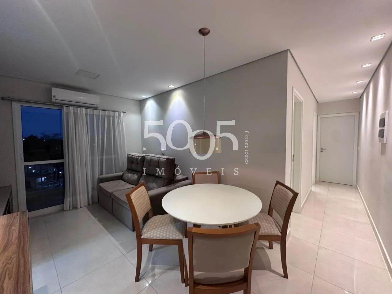 Apartamento para locação e venda no Edifício Mediterrâneo, com 72m² e duas suítes