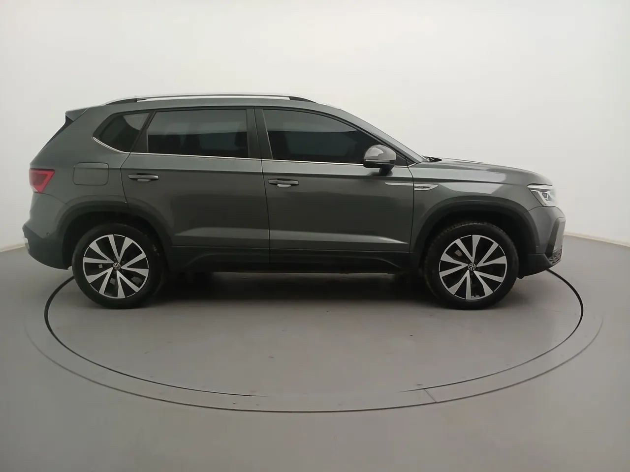 Volkswagen Taos Highline 1.4 250 TSI Flex Aut., foto 6 de 18