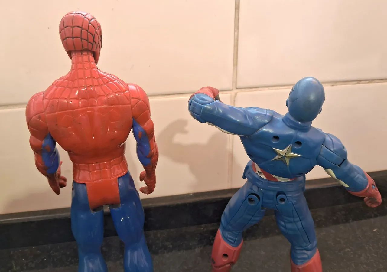 Herois Marvel e Transformers  - Foto 4
