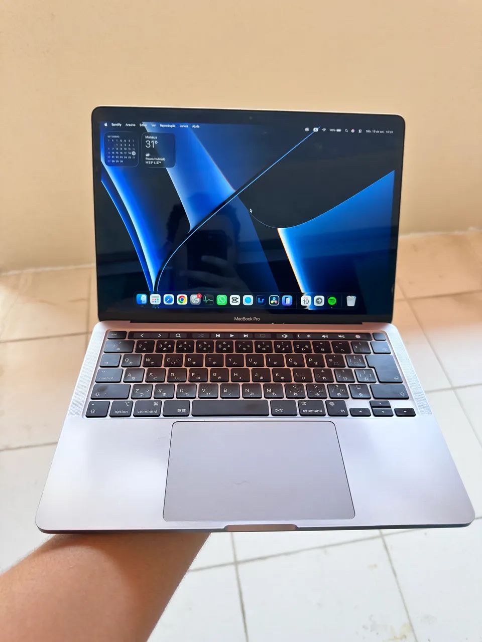MACBOOK M2 PRO 2022 - 8GB de RAM e 512 de armazenamento MACBOOK M2 PRO 2022 - 8GB de RAM e 512 de armazenamento