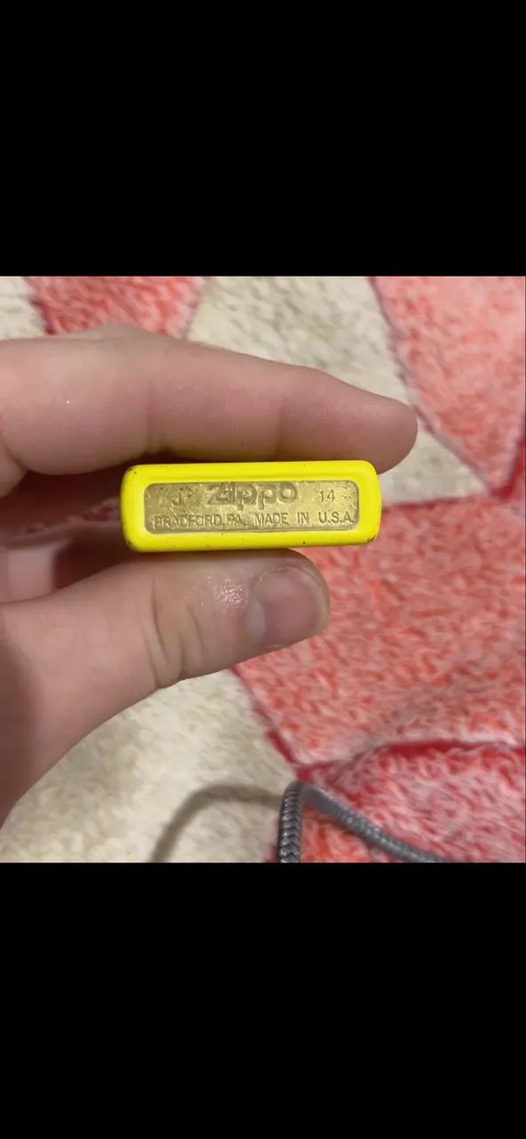 Isqueiro zippo amarelo usado  - Foto 3
