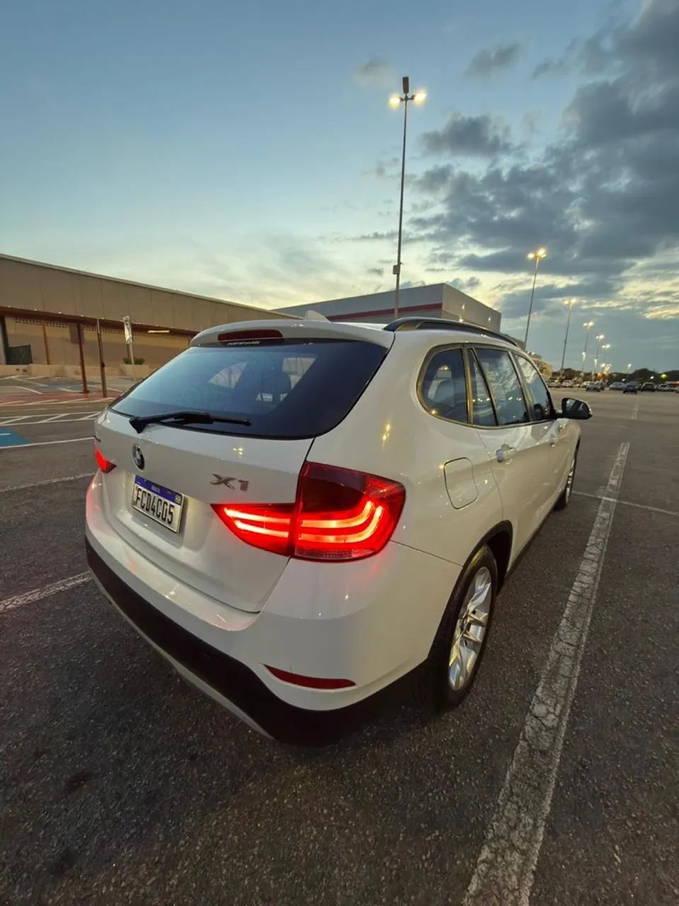 BMW X1 Sdrive 20I 2.0/2.0 TB Acti.flex Aut. 2015