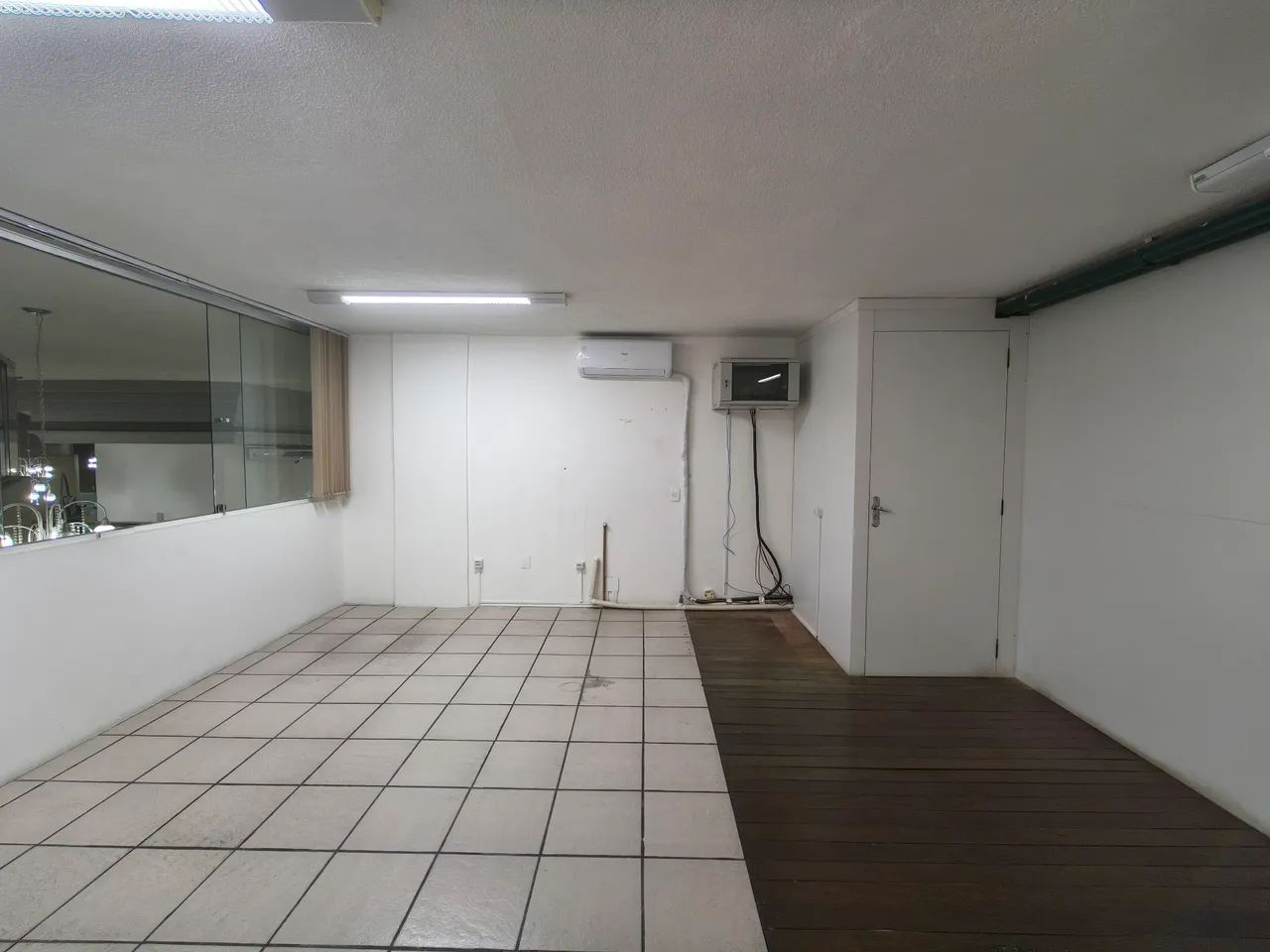 Sala Comercial Térrea no Centro de Florianópolis Pronta para Uso - Foto 6