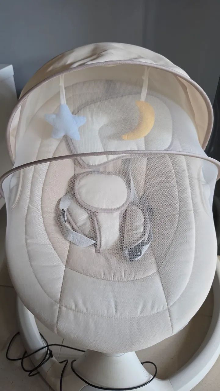 Cadeira de balanço automática para bebê  - Foto 5