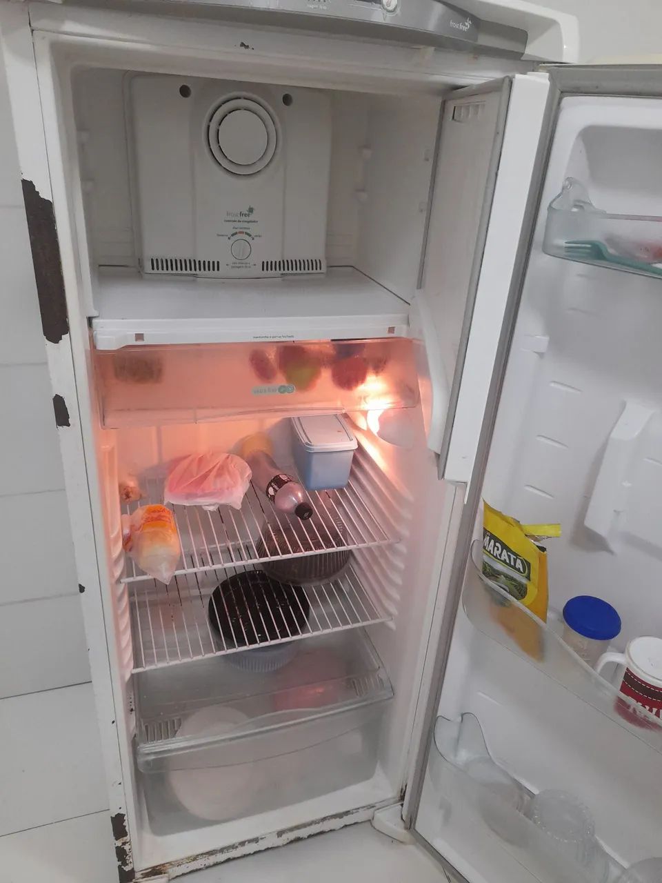 ACEITO PROPOSTA Geladeira consul. Só precisa de uma plotagem... 600 reais. - Foto 3