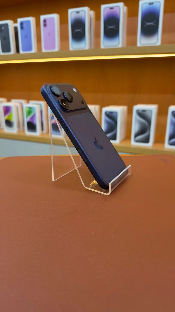 iPhone 17 Pro azul 256 Seminovo 