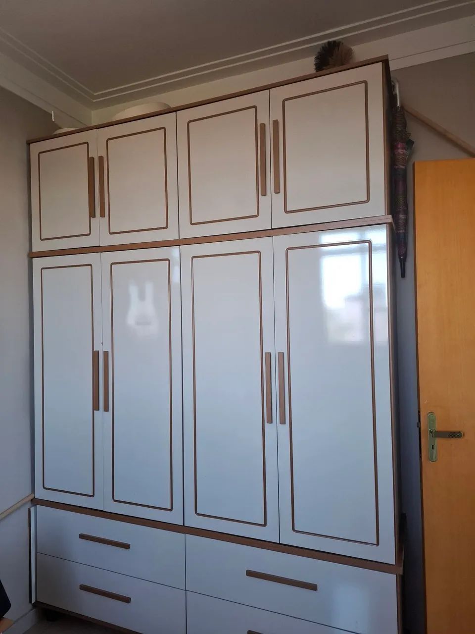 Guarda roupa casal 04 portas.