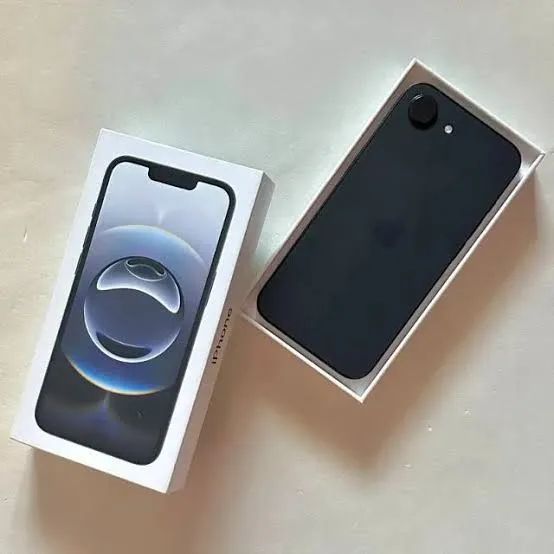 iPhone 16e Preto 128GB - Foto 3