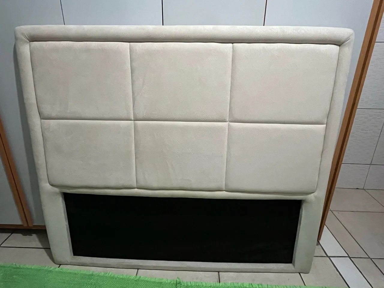 Cabeceira de cama estofada usada - venda urgente