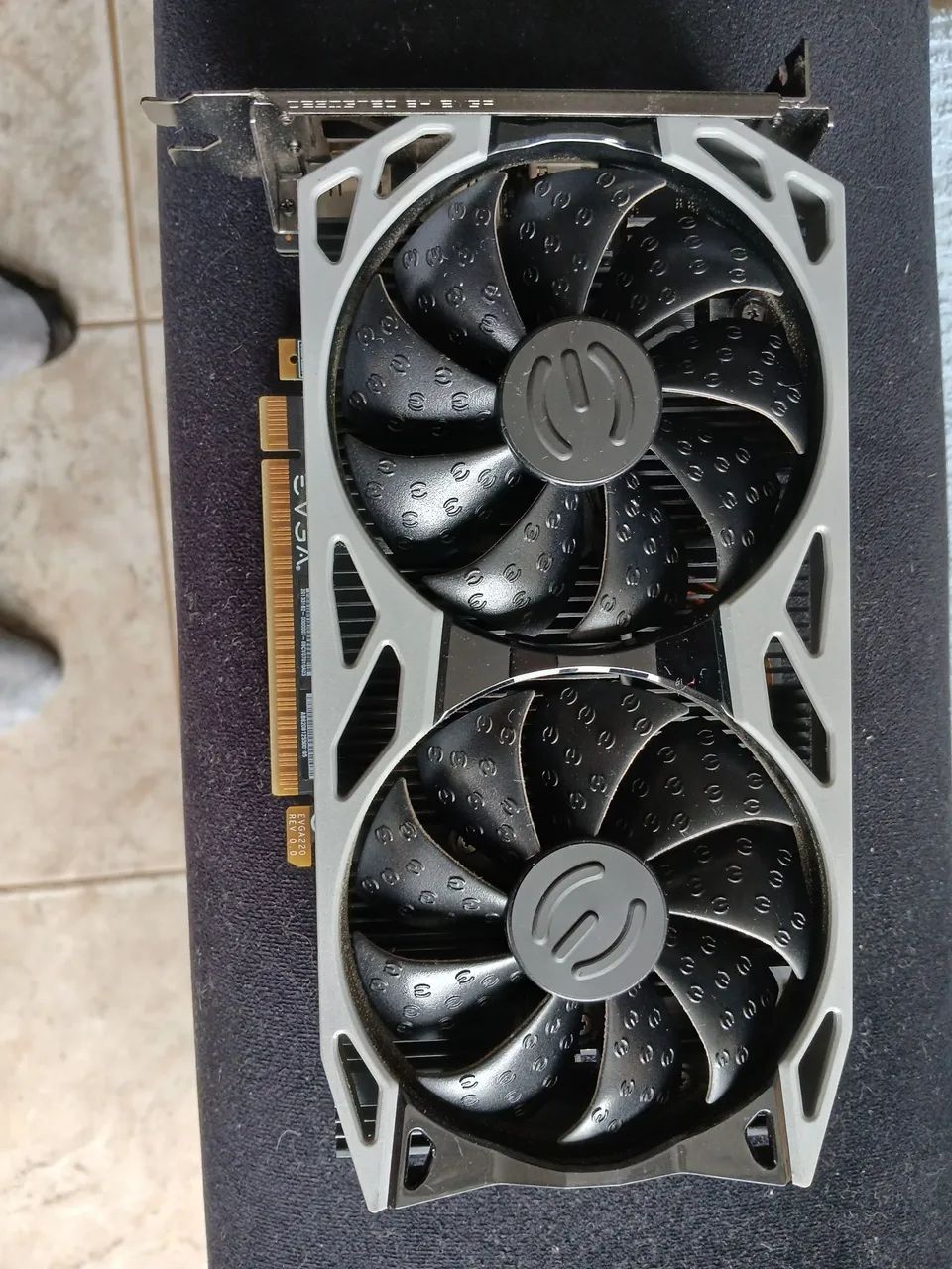PLACA DE VIDEO EVGA 1650 4GB