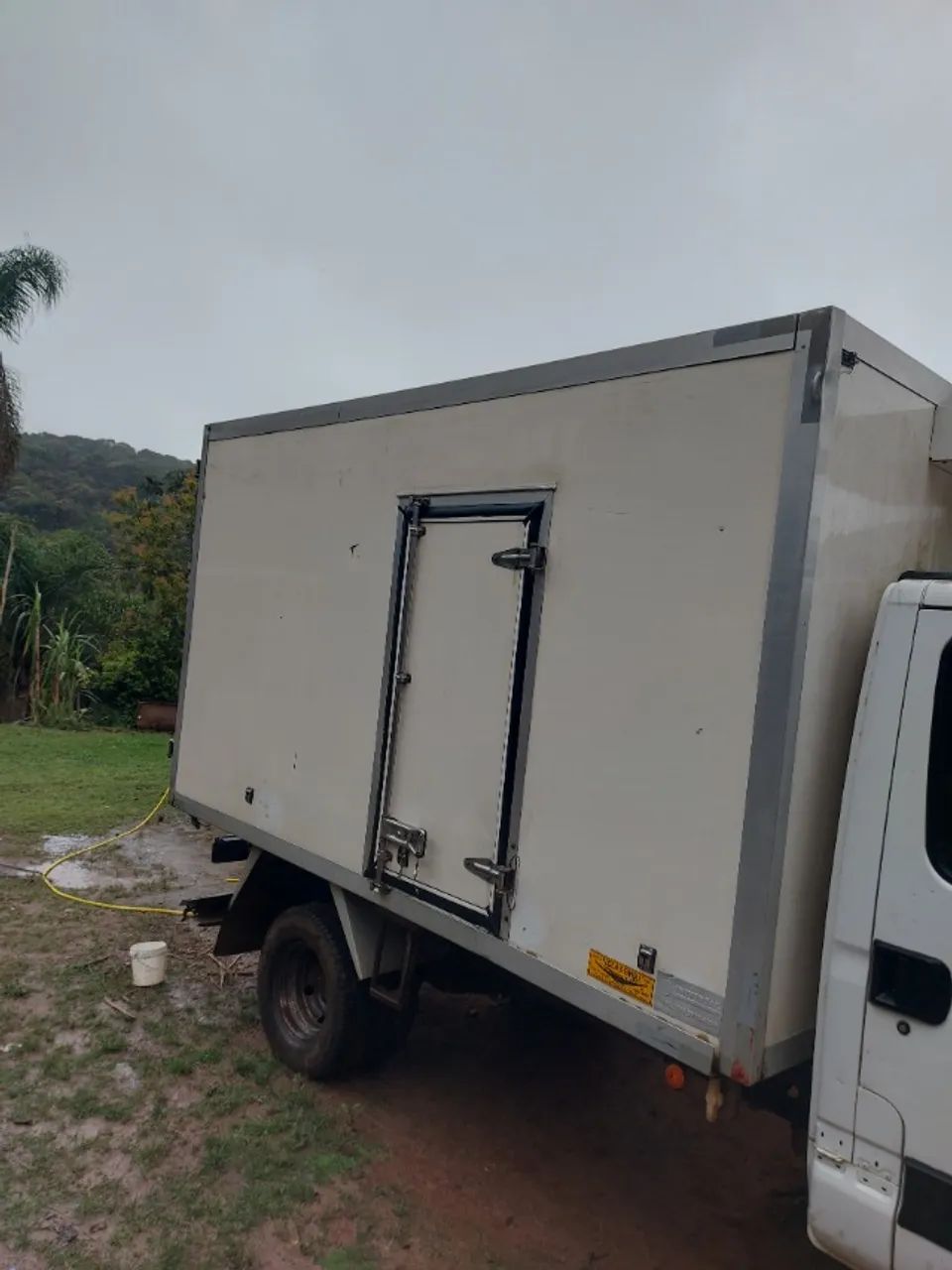 Bau refrigerado de iveco 