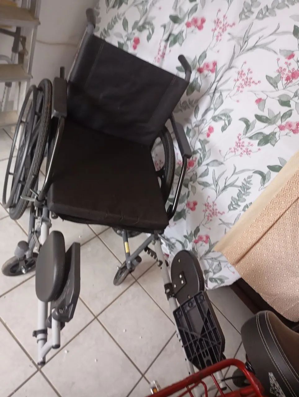 Cadeira de rodas  - Foto 4