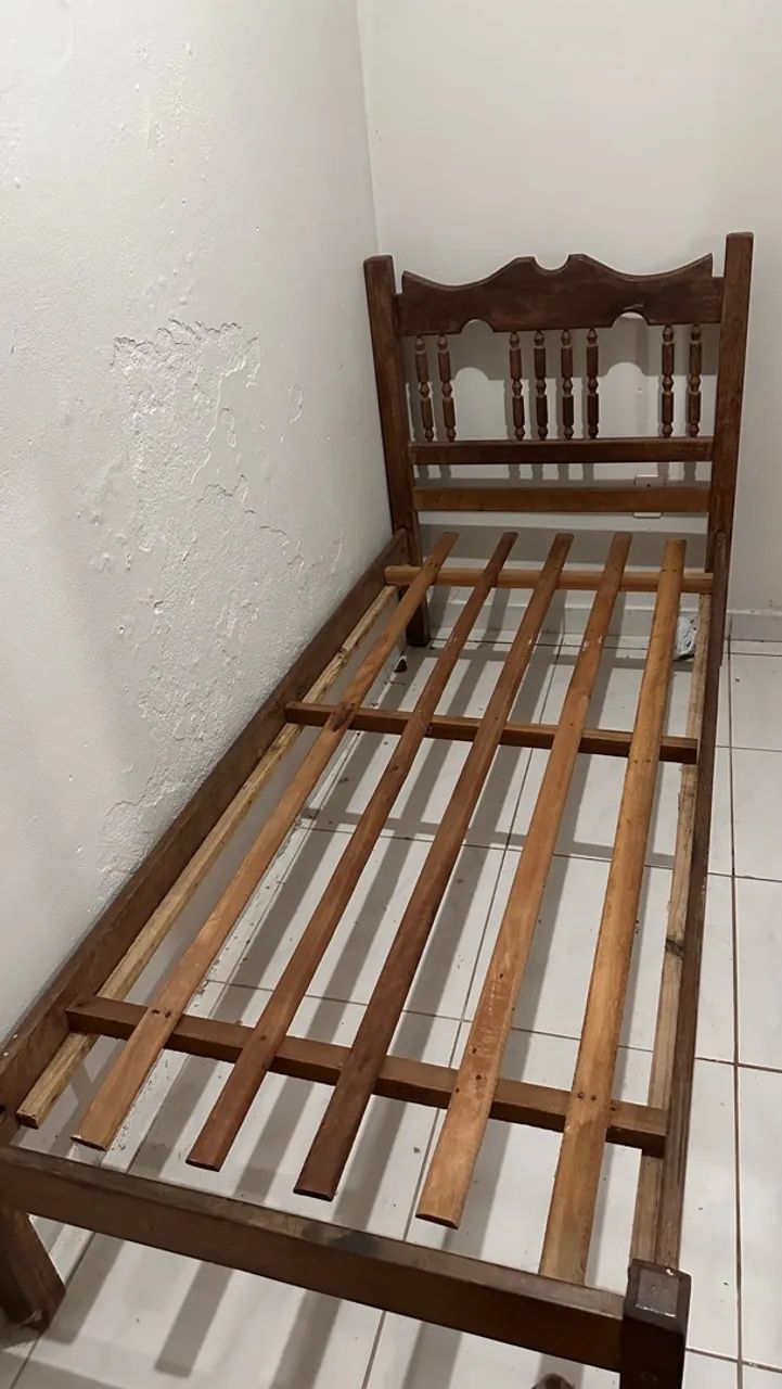 Cama de solteiro 