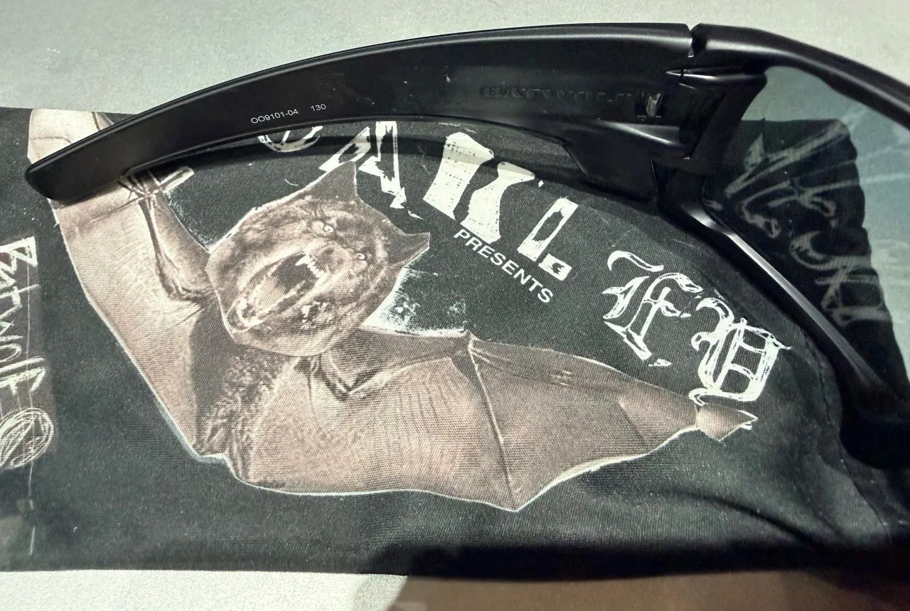 Óculos OAKLEY BATWOLF MATTE BLACK POLARIZED Original Novo com Caixa e Microbag Exclusiva. - Foto 5