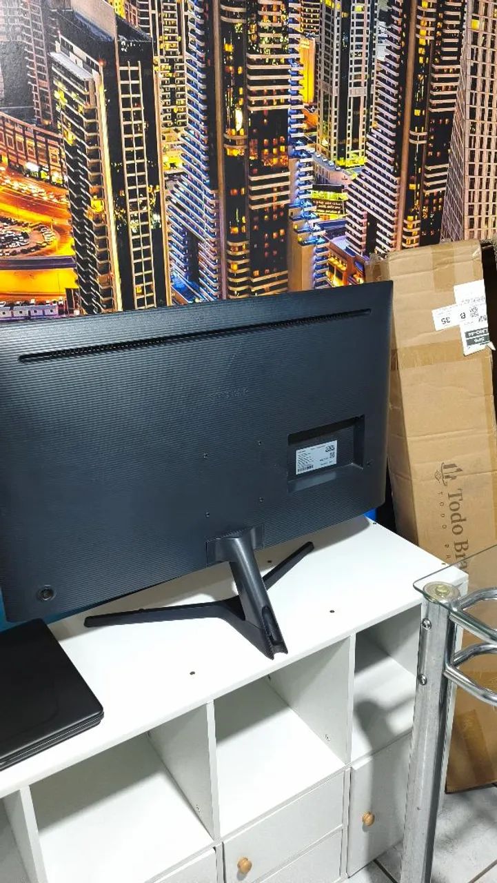 Monitor Samsung 32" 4K UHD UJ59 U32J590UQL - VA - FreeSync - Foto 2
