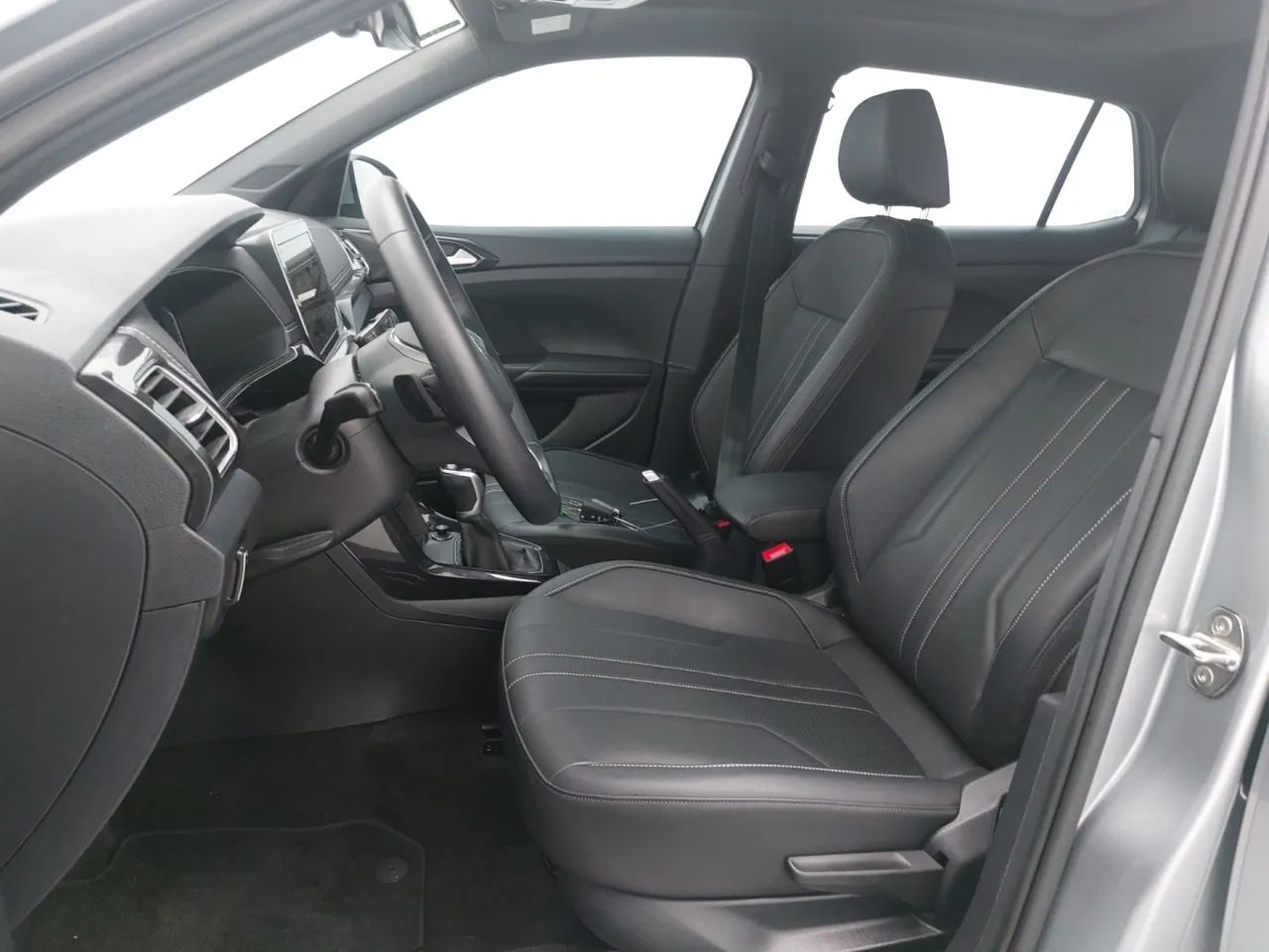 Volkswagen T-Cross Highline 1.4 TSI Flex 16V 5P AUT, foto 16 de 18