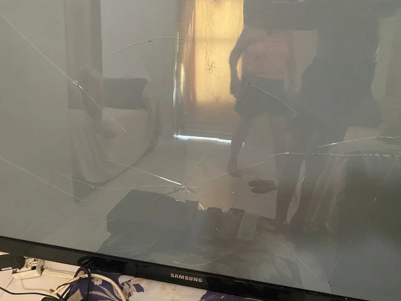 TV com defeito - Foto 2