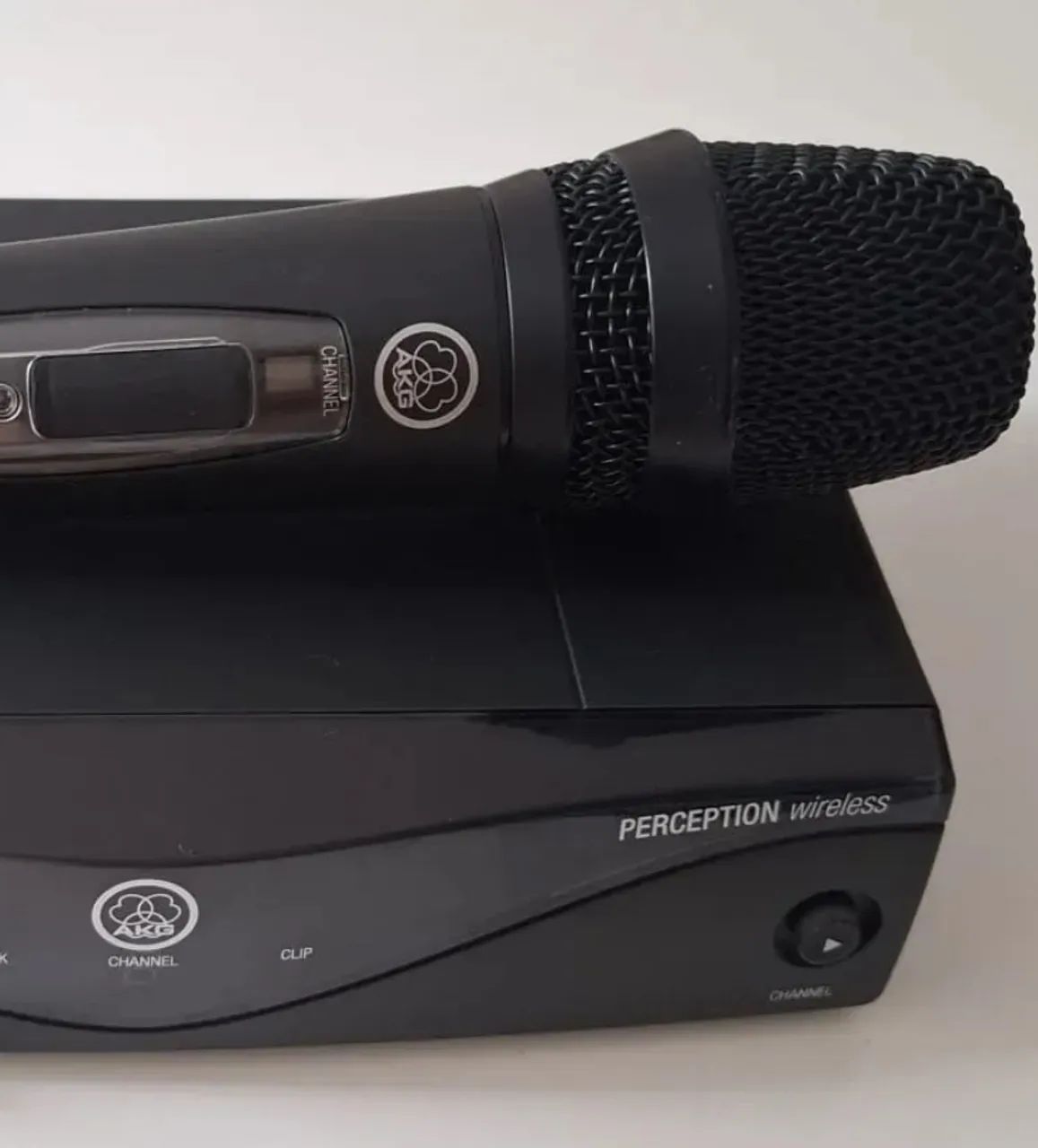 Microfone Akg Ht45 Dinâmico Cardioide Preto  - Foto 4