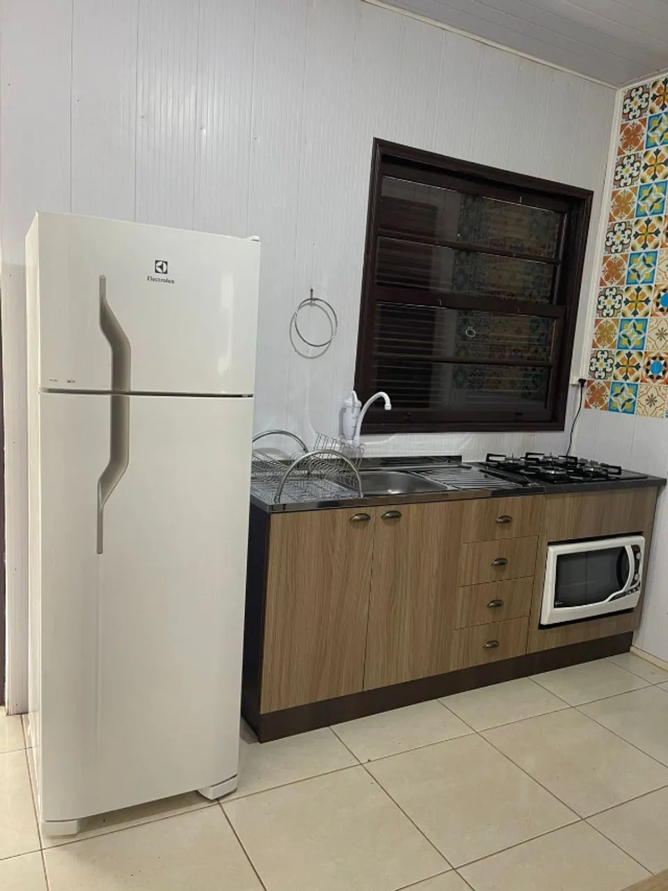 Móveis para Cozinha em MDF amadeirado.