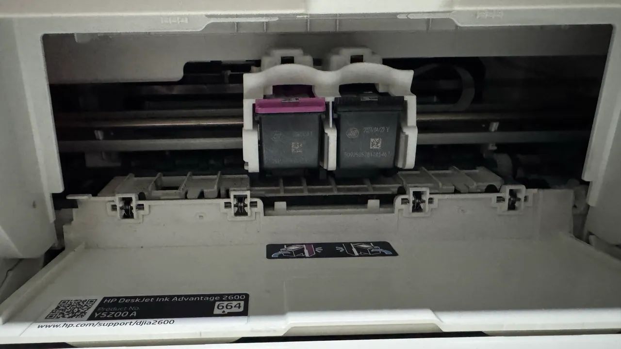 ? Impressora HP DeskJet Ink Advantage 2676  - Foto 2