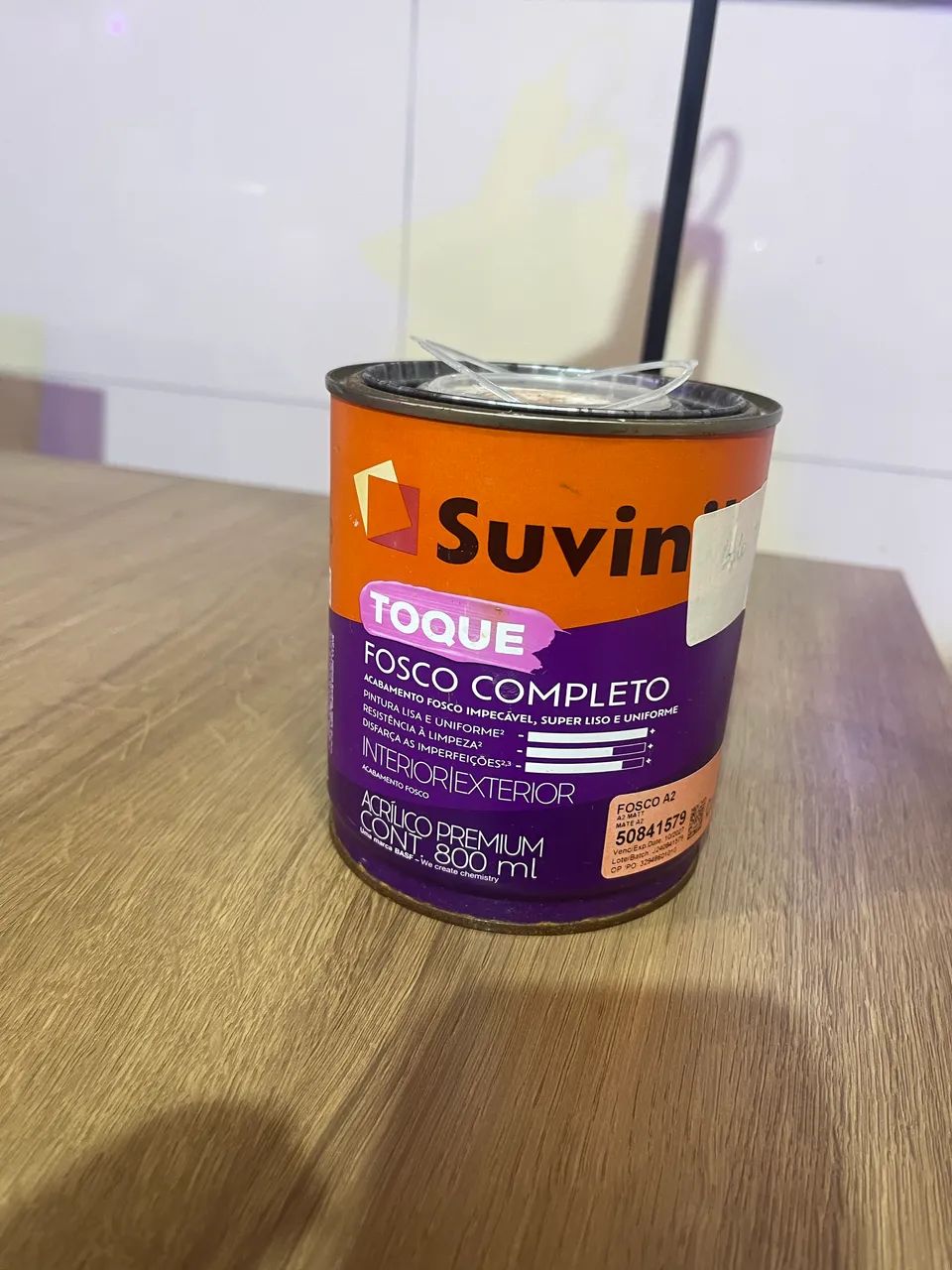 Tinta acrílica premium da Suvinil - toque fosco completo  Lata de 800ml