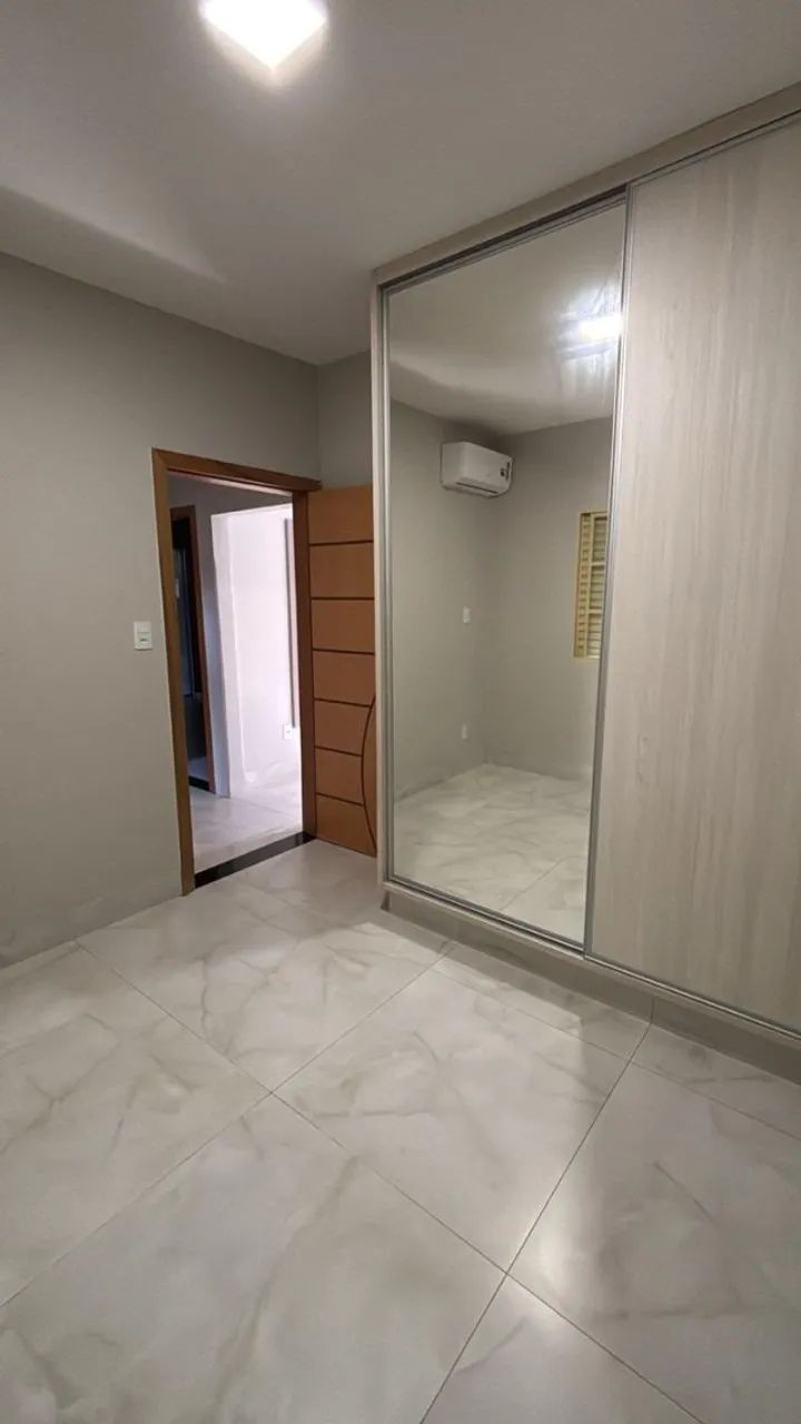 Casa Térrea 4 Quartos no Setor Sul - Foto 4