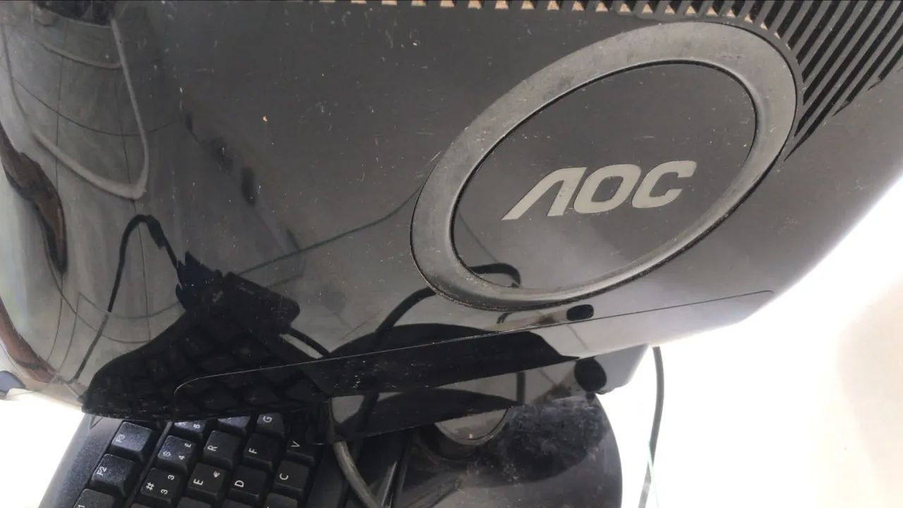 Vendo Monitor AOC 16' - Foto 2