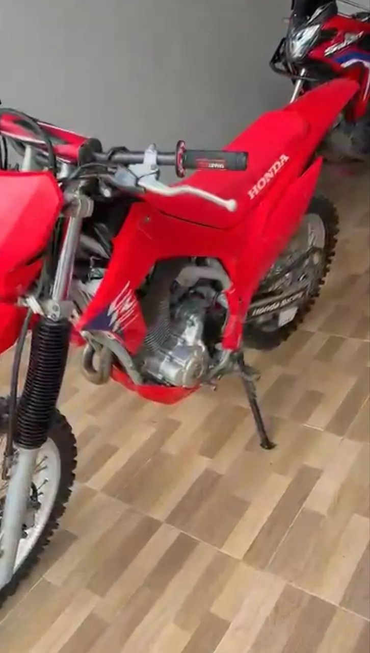 CRF 2025 250Cc moto extra  - Foto 3