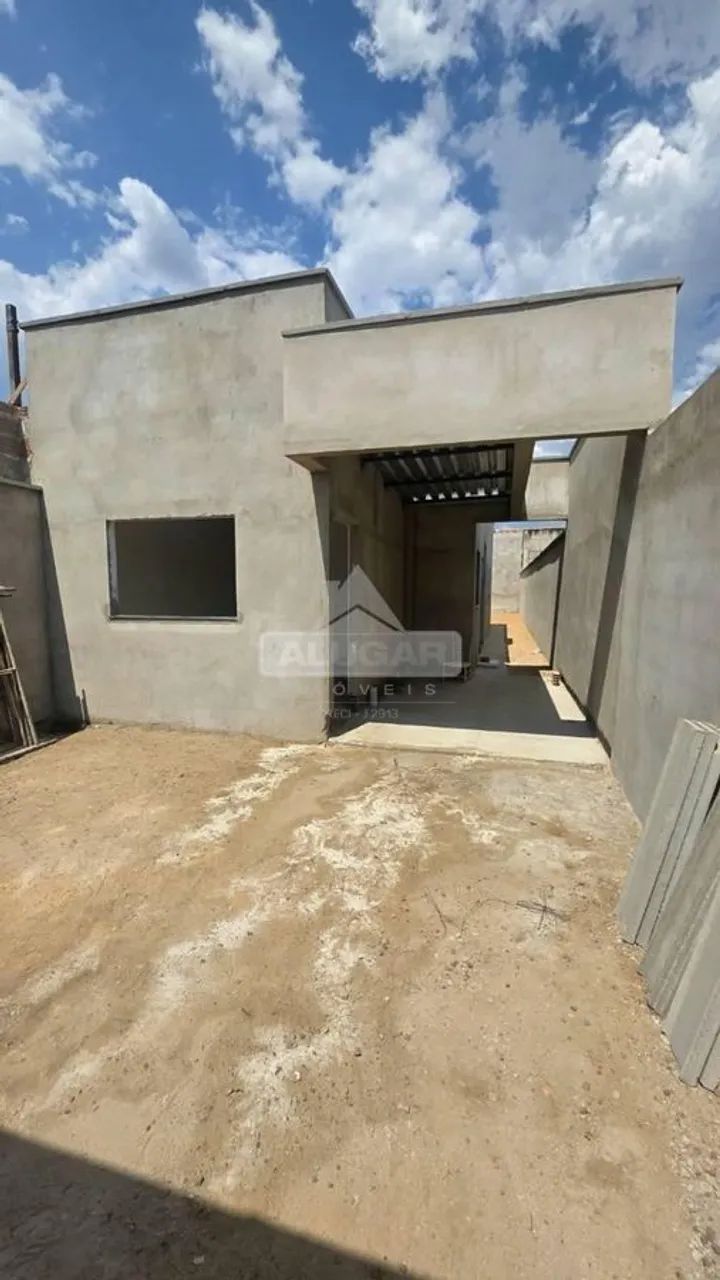 Casa - 2 quartos com suíte - Setor Lago Sul