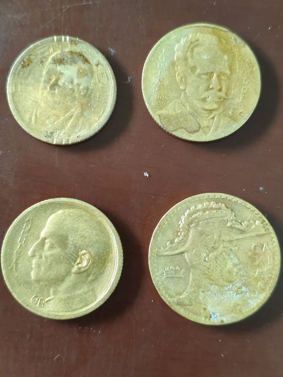 Coleção 4 moedas dos anos 30 (réis) - Foto 2