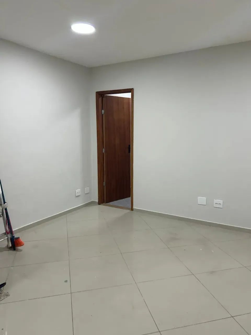 Sala Centro, ampla, 50m², reformadíssima, Rua Nilo Peçanha - Petrópolis - RJ - Foto 2