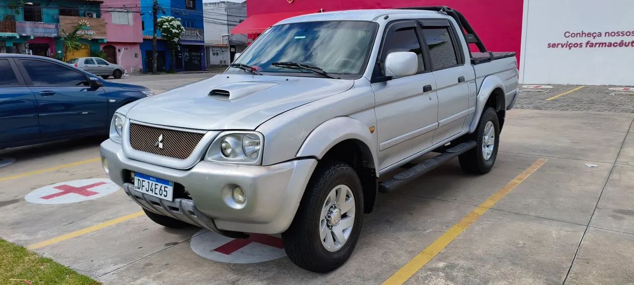 Mitsubishi L200 Sport HPE 2.5 4X4 CD DTI Dies. Mec. 2004