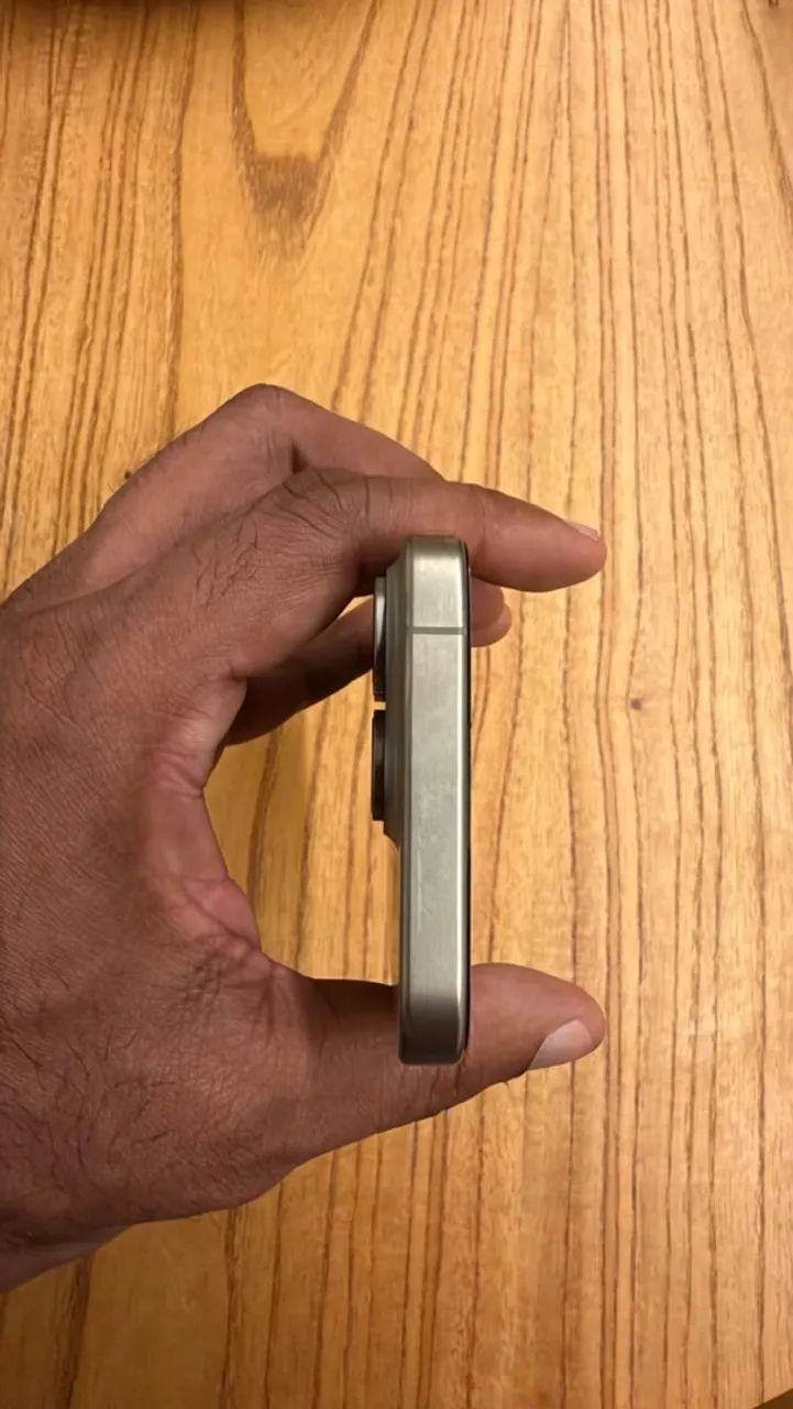 iPhone 15 pro 256g - Foto 3