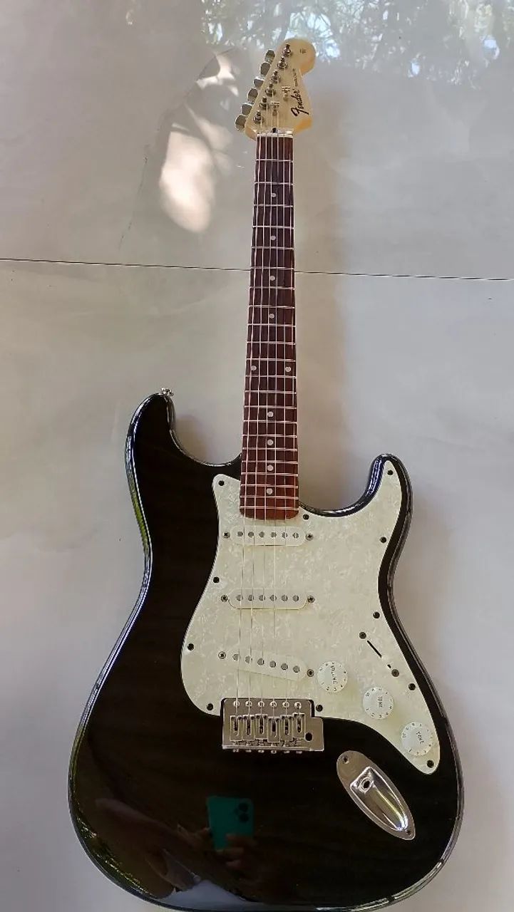 Guitarra stratocaster  - Foto 3