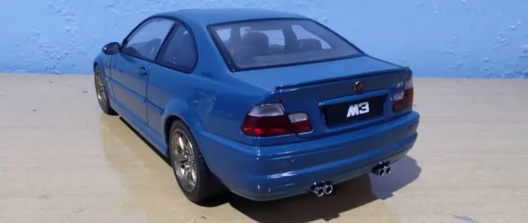 miniatura BMW E46 M3 AUTOart... 1/18...ZAP * - Foto 5