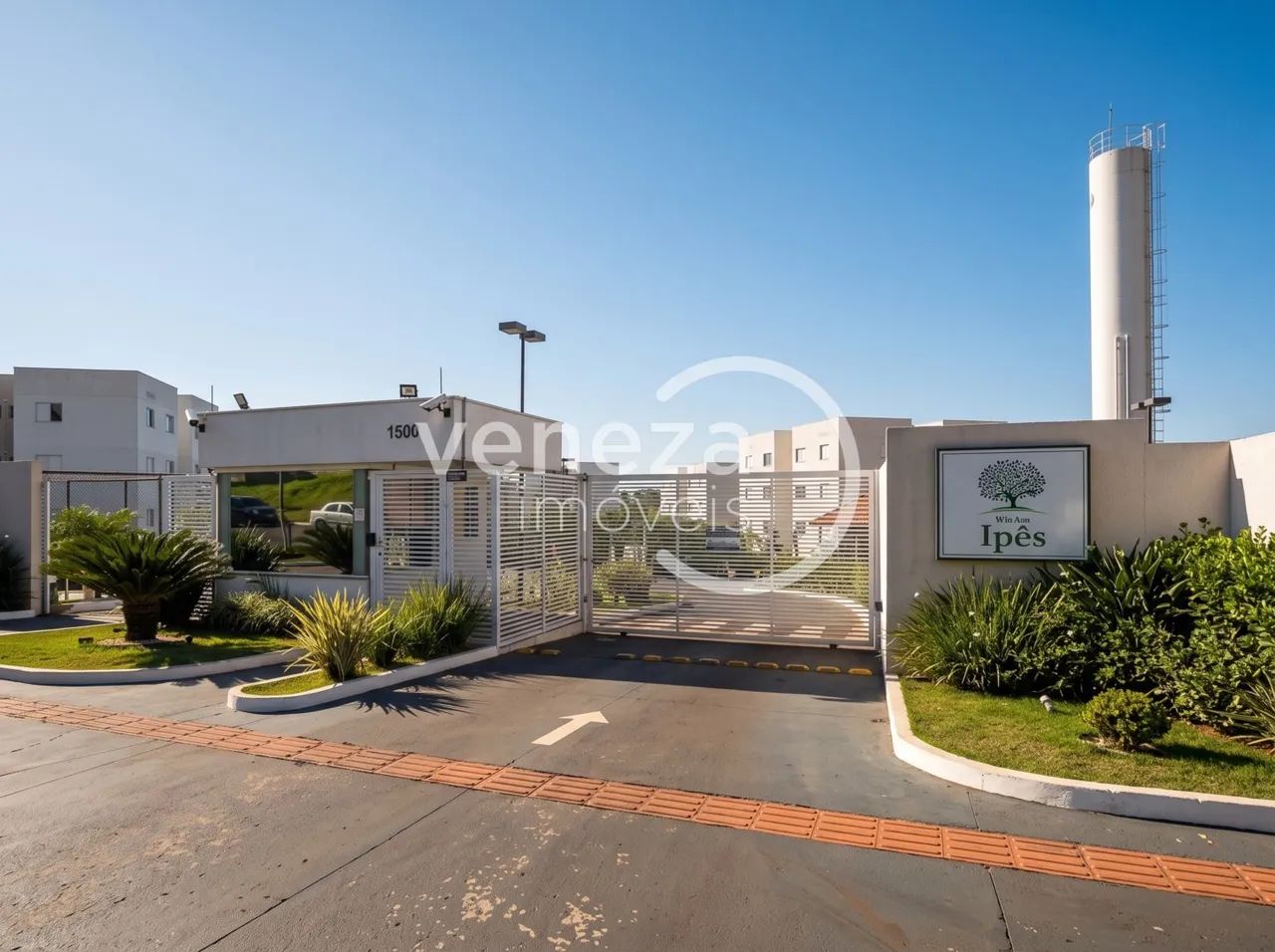 Apartamento à venda no Edifício Vila Dos Ipês, Ouro Verde