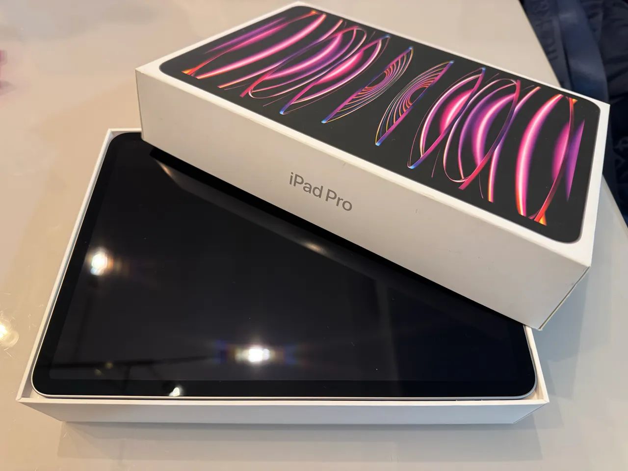 iPad Pro 11 M2 128GB + Magic Keyboard + Apple Pencil 2 | Excelente