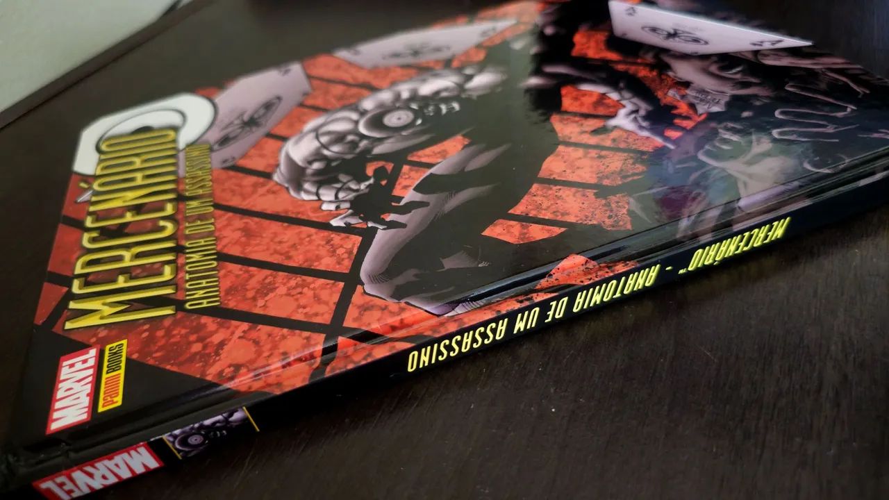Mercenário - Anatomia de um Assassino - Marvel - HQ Panini - Foto 3