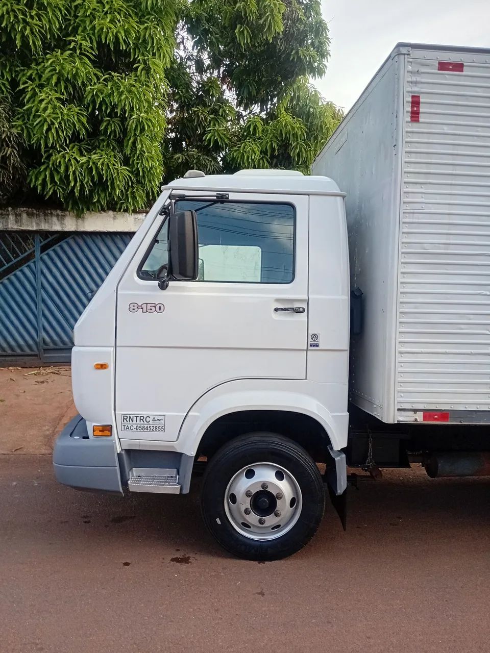 caminhão 8/150