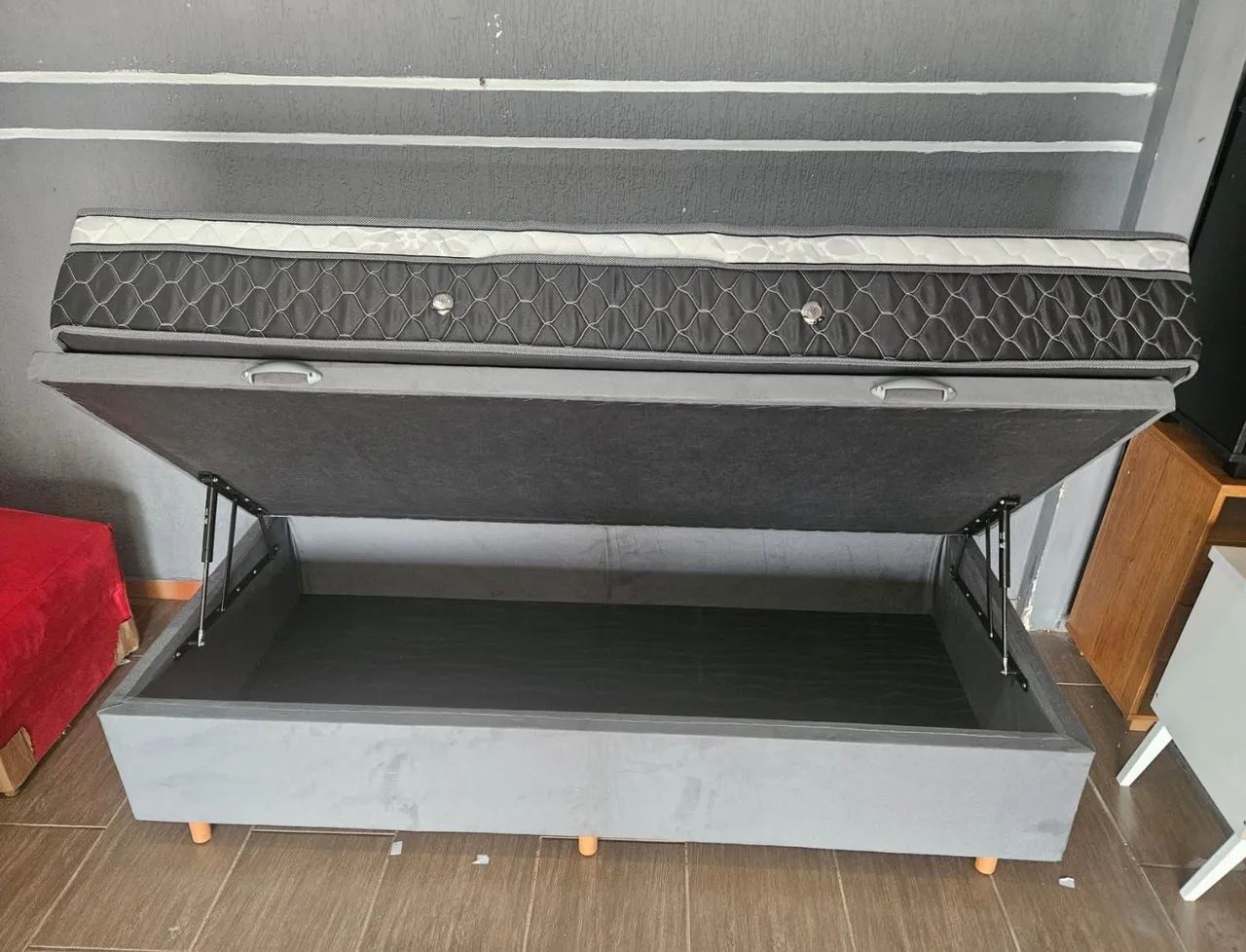 CAMA BOX BAÚ SOLTEIRO - NOVa / ENTREGAMOS  - Foto 4