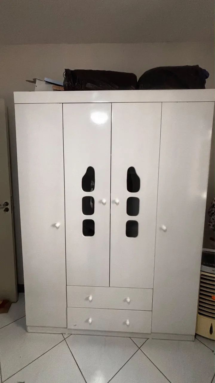 Vendo conjunto de guarda-roupa e cômoda infantil - Foto 3